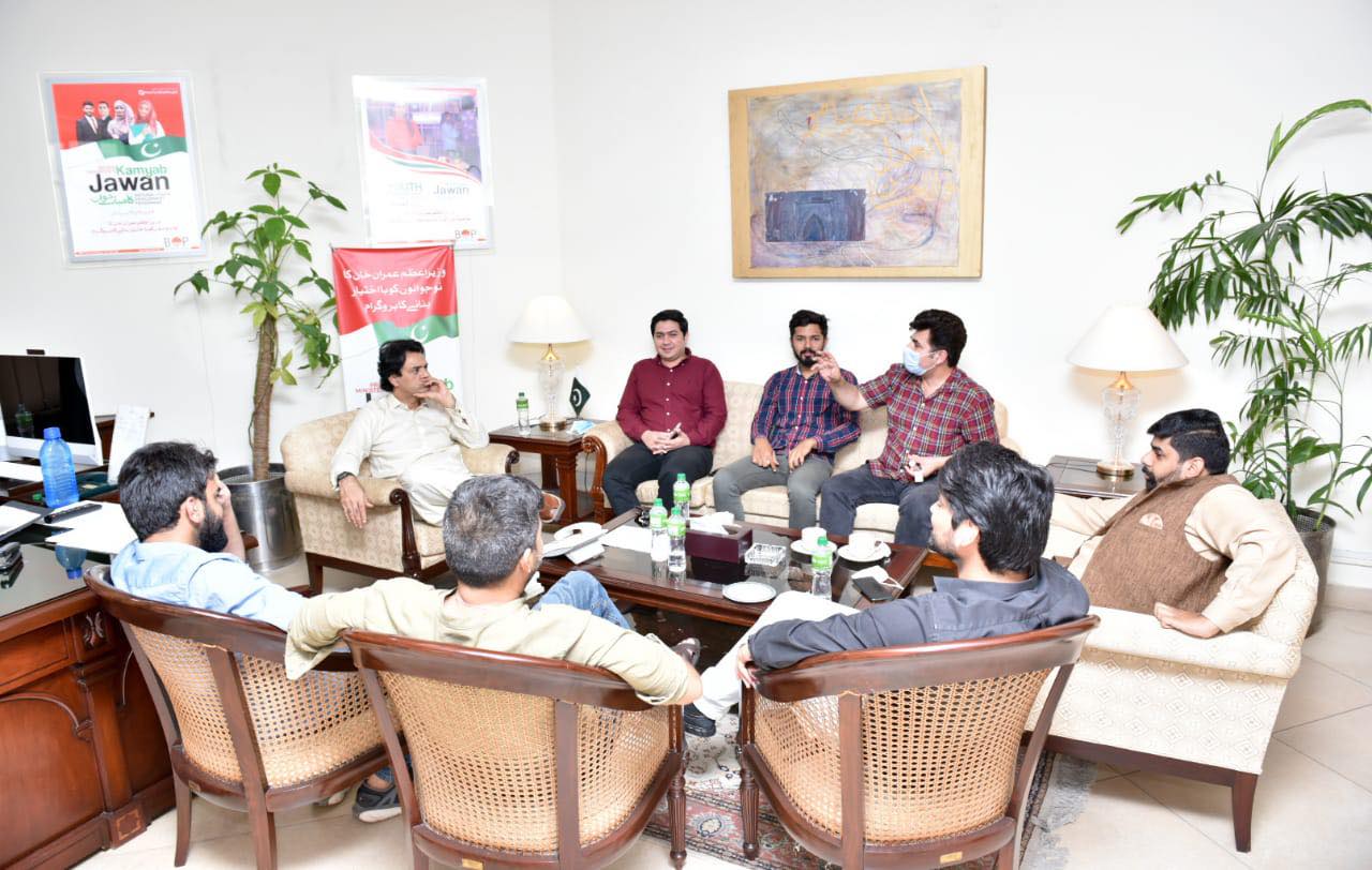 SAPM for Youth Affairs Usman Dar meets with media representatives at PM's Office Islamabad