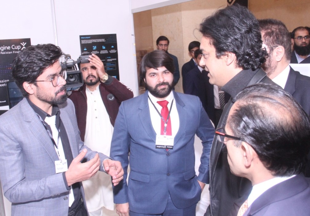 UD at Imagine Cup 2020's event in ISB