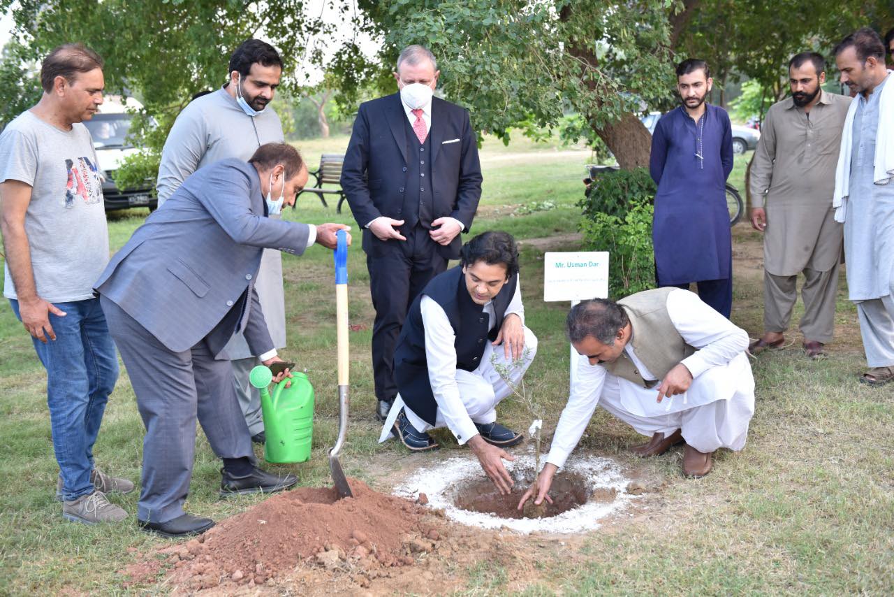 Special Assistant to the Prime Minister for Youth Affairs Usman Dar along with the Ambassador of Italy, under the Green Youth Movement, planted a tree at F-Nine Park Islamabad.